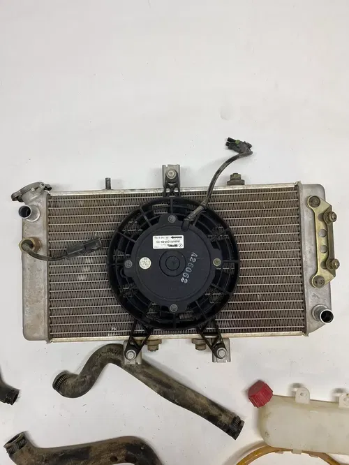2006 06 Polaris Outlaw 500 IRS GOOD Radiator Fan Shroud Lines Tank FREE SHIP