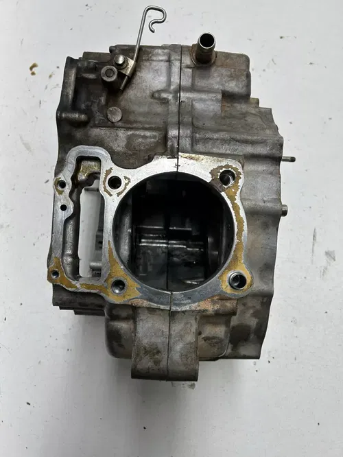 98 1998 Honda Xr400r XR 400 R OEM GOOD! Crank Case Cases L R Motor Engine Motor