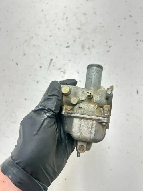 86 1986 Honda Fourtrax TRX200SX Trx 200 Sx OEM Carb Carburetor Bowl Body
