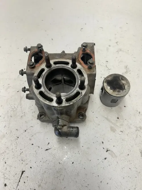 96 1996 Honda CR125R Cr 125 r OEM Cylinder Jug Sleeve Piston 54.1 MM