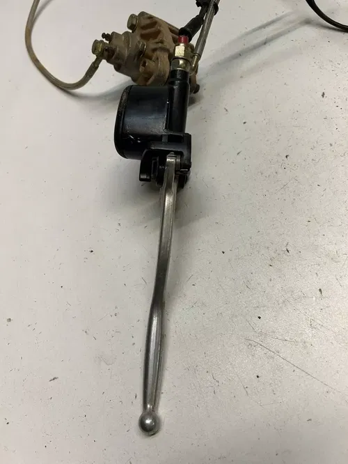 2005 05 POLARIS PHOENIX 200 WORKING! Front Brake Caliper Master Cyl Lines #2