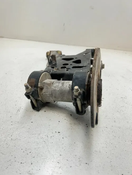 06 2006 Polaris Trail Boss 330 2x4 OEM Swing Arm Swingarm Pivot Axle Carrier