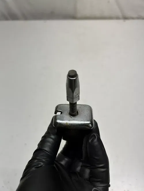 1982 82 HARLEY SHOVELHEAD LOWRIDER STURGIS FXB OEM Rear Back Belt Adjuster Block