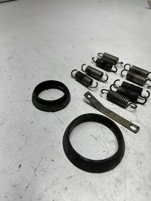 2004 04 Ski-doo Summit 800 Highmark 151" OEM LOT Exhaust Spring Donut Gasket