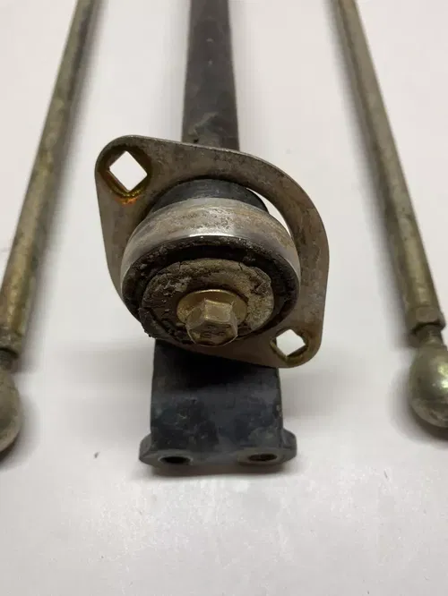 04 Arctic Cat 650 4x4 FIS V2 Steering Shaft Tie Rod & Ends With Steering Mount
