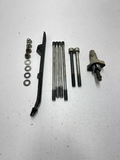 1991 91 Honda trx250x Fourtrax 250x OEM Cylinder Head Studs Timing Chain Guide