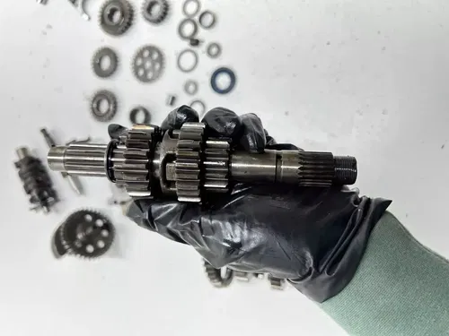 98 1998 Honda Xr400r XR 400 R OEM Trans Transmission Gear Fork Shaft Assemb READ