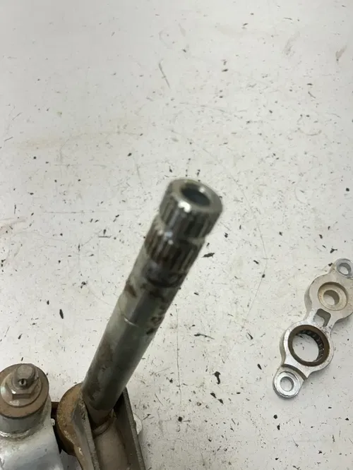 14 2014 Yamaha Venture MP PZ50MPEL OEM Steering Pivot Arm Stem Linkage Shaft