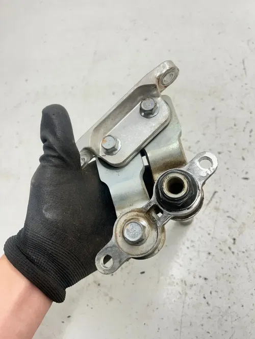 14 2014 Yamaha Venture MP PZ50MPEL OEM Steering Pivot Arm Stem Linkage Shaft