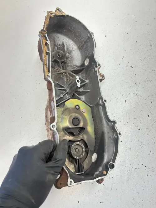 02 2002 Polaris Scrambler 90 2 Stroke OEM GOOD! Clutch Cover Side Case Engine