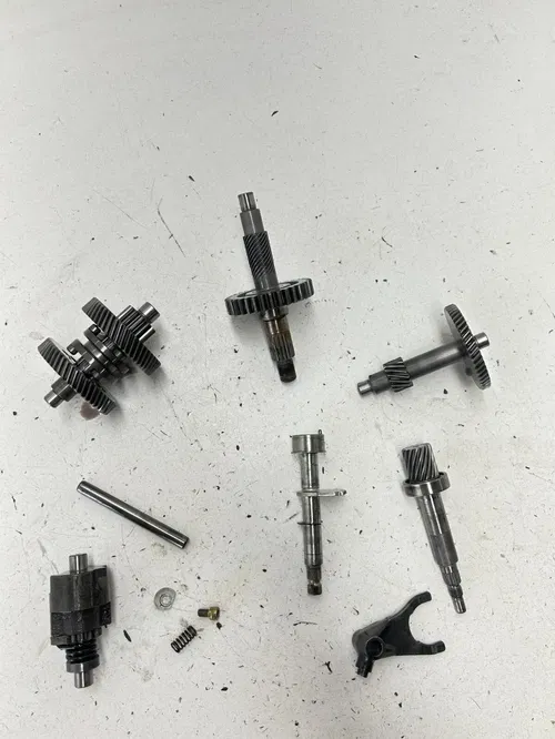2005 Polaris Predator 90 2 Stroke OEM GOOD Transmission Gear Fork Shaft Complete