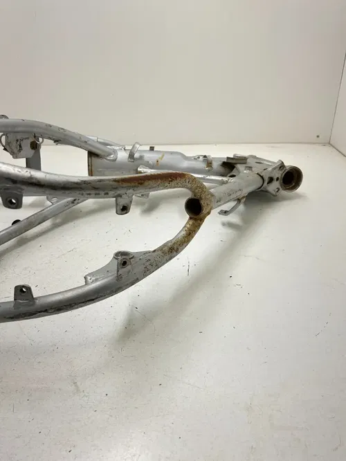 1997 97 Yamaha RT180 RT 180 rt Main Frame Body Assembly Chassis BOS! READ DESCR