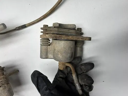 2007 07 Polaris Sportsman 800 X2 EFI OEM Rear Back Brake Caliper Master Line Lev
