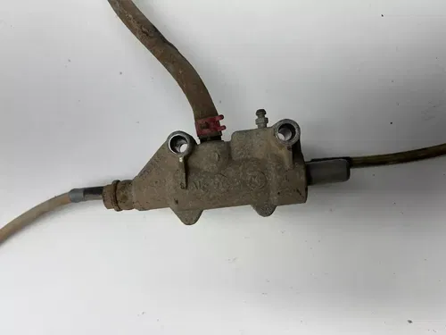 2007 07 Polaris Sportsman 800 X2 EFI OEM Rear Back Brake Caliper Master Line Lev