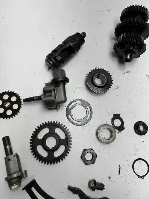 2008 08 Yamaha Grizzly 700 4x4 YFM700 OEM LOT Trans Transmission Gear Shaft Fork