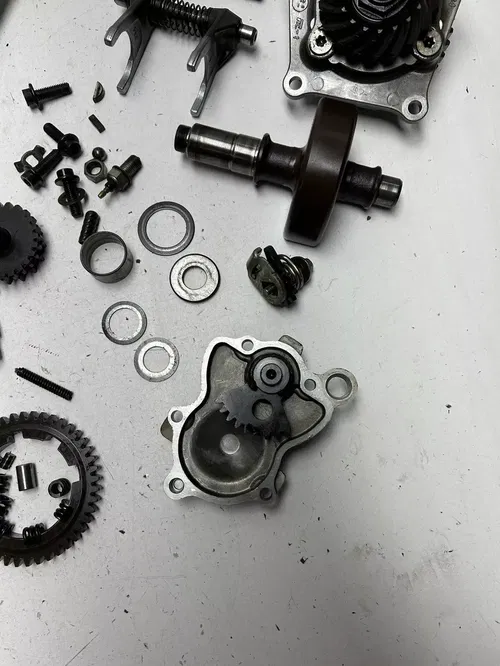 2008 08 Yamaha Grizzly 700 4x4 YFM700 OEM LOT Trans Transmission Gear Shaft Fork