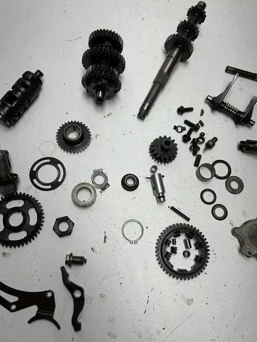 2008 08 Yamaha Grizzly 700 4x4 YFM700 OEM LOT Trans Transmission Gear Shaft Fork
