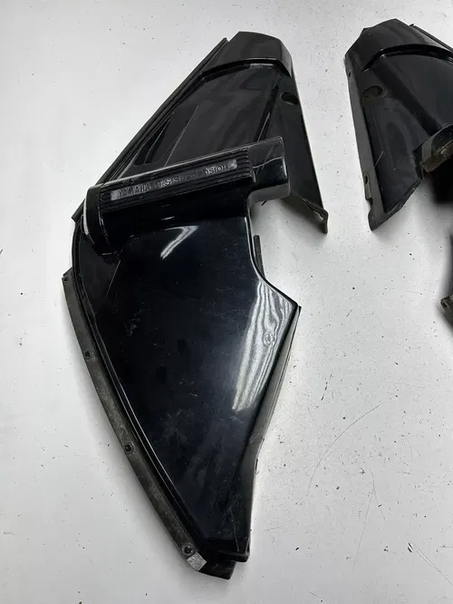 1985 85 YAMAHA PHAZER 480 PZ480 EJ OEM Side Cover Shock Cowl Fender Plastics L R