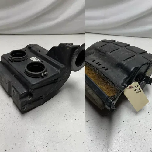 2004 04 Ski-doo Summit 800 Highmark 151" OEM Air Box Filter Intake BOTH BOXES