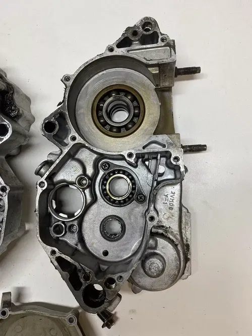 1991 91 Yamaha YZ250 Yz 250 GOOD Case Cases L R Cover Crankcase Oem free US Ship