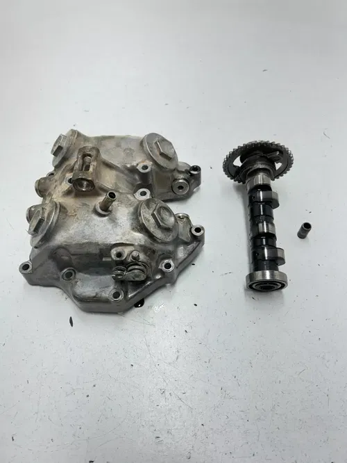 98 1998 Honda Xr400r XR 400 R OEM Cylinder Head Cap Valve Cover Rocker Arm Cam