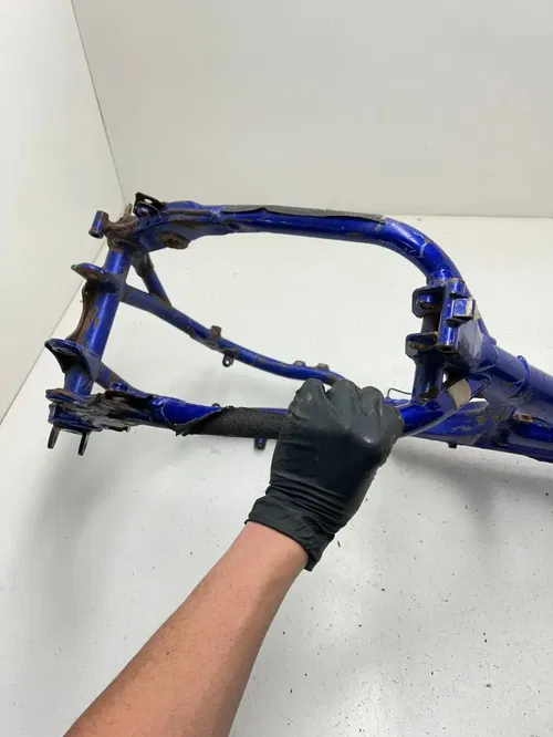 2001 01  Yamaha YZ426F Yz 426 f Main Frame Chassis Body Assembly BOS!