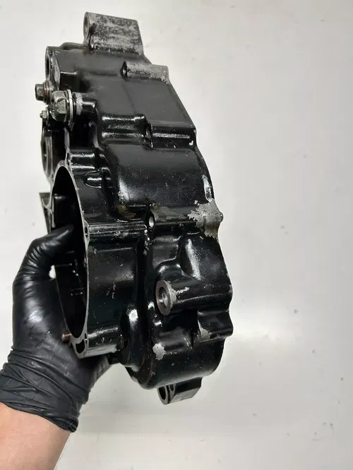 1984 84 Honda XL250R Xl 250 r OEM GOOD! Left Case Crankcase Engine Motor Plug
