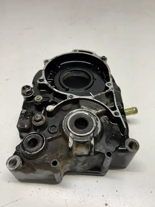 1984 84 Honda XL250R Xl 250 r OEM GOOD! Left Case Crankcase Engine Motor Plug