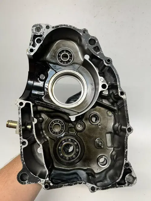 1984 84 Honda XL250R Xl 250 r OEM GOOD! Left Case Crankcase Engine Motor Plug