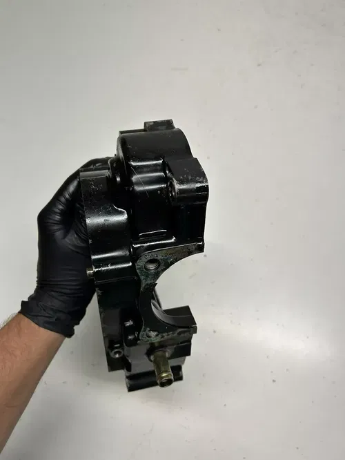 1984 84 Honda XL250R Xl 250 r OEM GOOD! Left Case Crankcase Engine Motor Plug