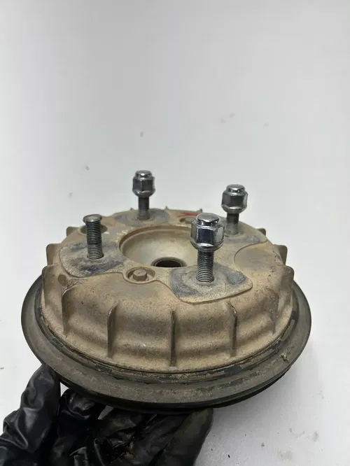 2005 05 Honda Rincon TRX 650 FA Trx650 OEM Front Right Hub Spindle Brake Plate