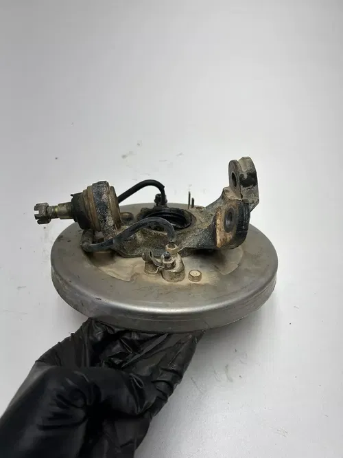 2005 05 Honda Rincon TRX 650 FA Trx650 OEM Front Right Hub Spindle Brake Plate