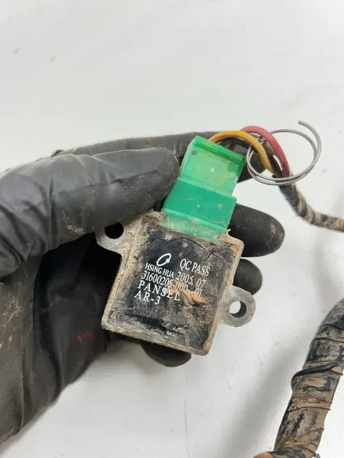 05 2005 Polaris Predator 90 2 Stroke OEM Wiring Harness Mount Plug Coil CDI ECU