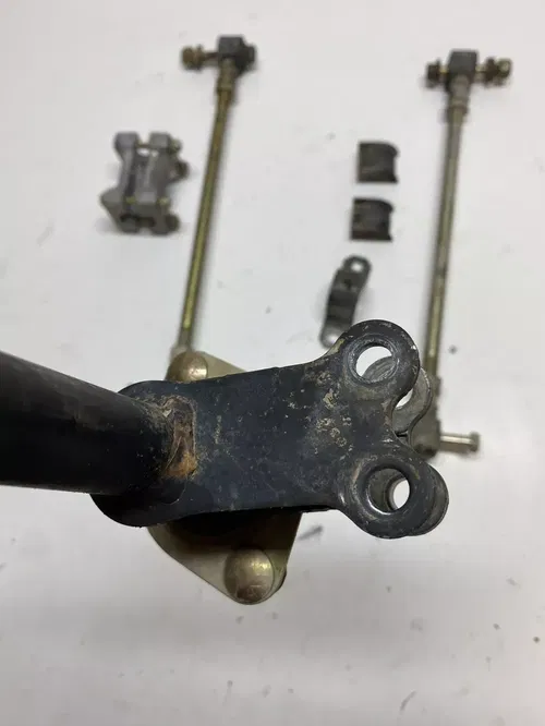 2005 05 Polaris Sportsman 800 Twin Steering Shaft Stem Post Tie Rods Guide GOOD!