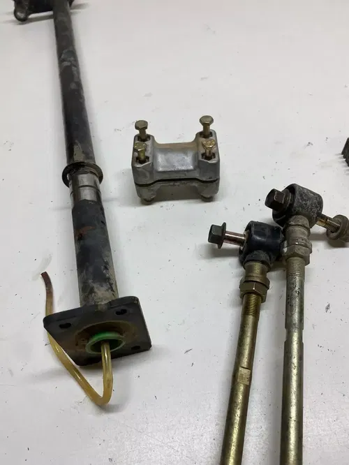 2005 05 Polaris Sportsman 800 Twin Steering Shaft Stem Post Tie Rods Guide GOOD!