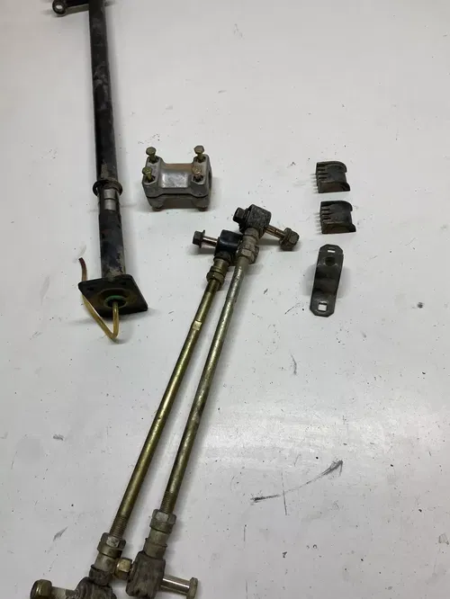 2005 05 Polaris Sportsman 800 Twin Steering Shaft Stem Post Tie Rods Guide GOOD!