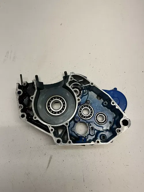 1990 90 SUZUKI LT500R lt 500 r Quadzilla OEM NICE! Right Case Engine Motor Cases