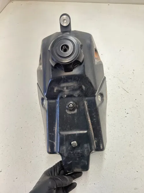 06 2006 Honda Crf 250 r CRF250R OEM Gas Tank Fuel Cell Cap Lid FREE SHIP
