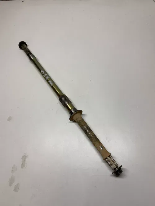 07 Yamaha Wolverine 350 rear wheel axle shaft castle nuts