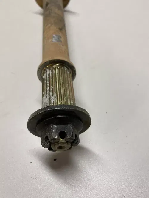 07 Yamaha Wolverine 350 rear wheel axle shaft castle nuts