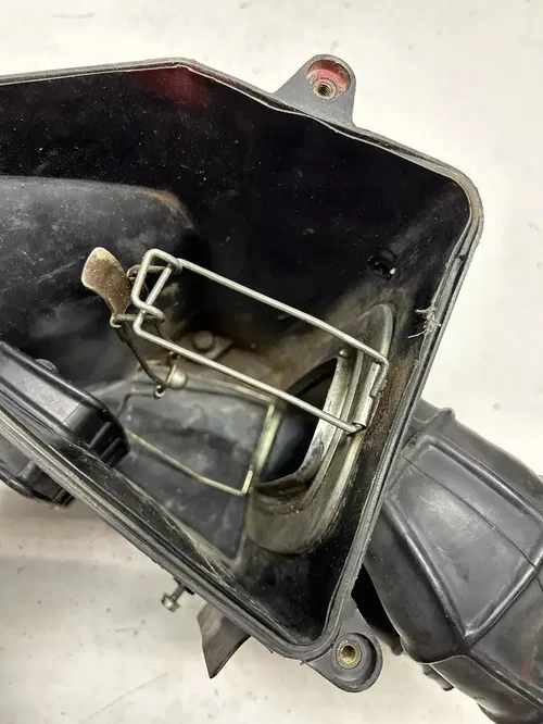 1983 83 Honda XR500R Xr 500 R xr OEM GOOD! Airbox Air Box Intake Boot Tube