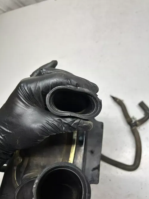 1983 83 Honda XR500R Xr 500 R xr OEM GOOD! Airbox Air Box Intake Boot Tube