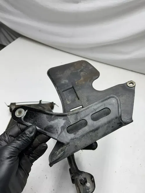 1980 80 Honda XL500S Xl 500 OEM LOT Swing Arm Swingarm Pegs Guard Shield READ DE