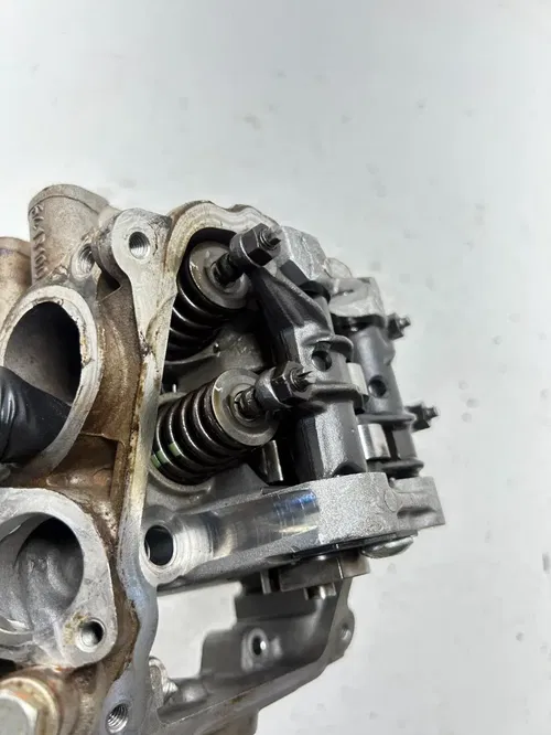 24 2024 Can-Am HD10 Defender Commander OEM Front Rear Cylinder Head Cam Rocker