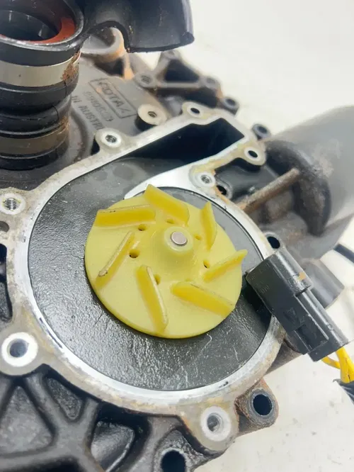 12 2012 Sea-Doo GTI 155 SE Jet Ski OEM Timing Drive Stator Cover Ignition Oil Pu