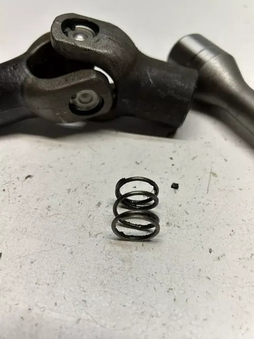 2005 05 POLARIS PHOENIX 200 GOOD! Drive Shaft Line U Joint Spring Free Ship