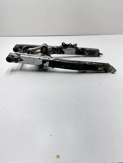 1994 94 Honda CR80R Cr 80 r OEM Swingarm Swing Arm Linkage Dog Bone Tensioner