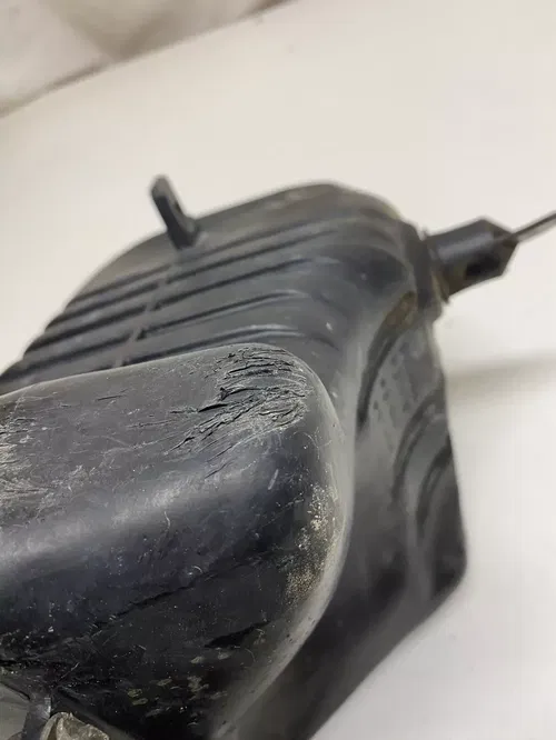 1983 83 SUZUKI SP500 sp 500 GOOD Airbox Air Box Lid Rubber Boot Breather Mounts