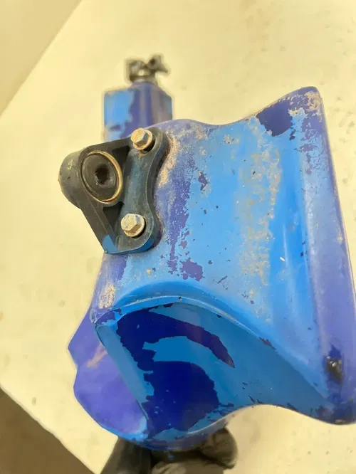 1999 99 Yamaha YZ80 Yz 80 OEM GOOD THREADS! Gas Tank Fuel Cell Cap Mount