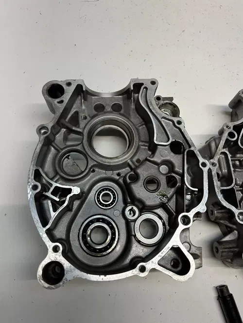 2017 17 Yamaha Ttr110e TTR 110 E OEM GOOD! Crankcase Case Cases Engine Motor